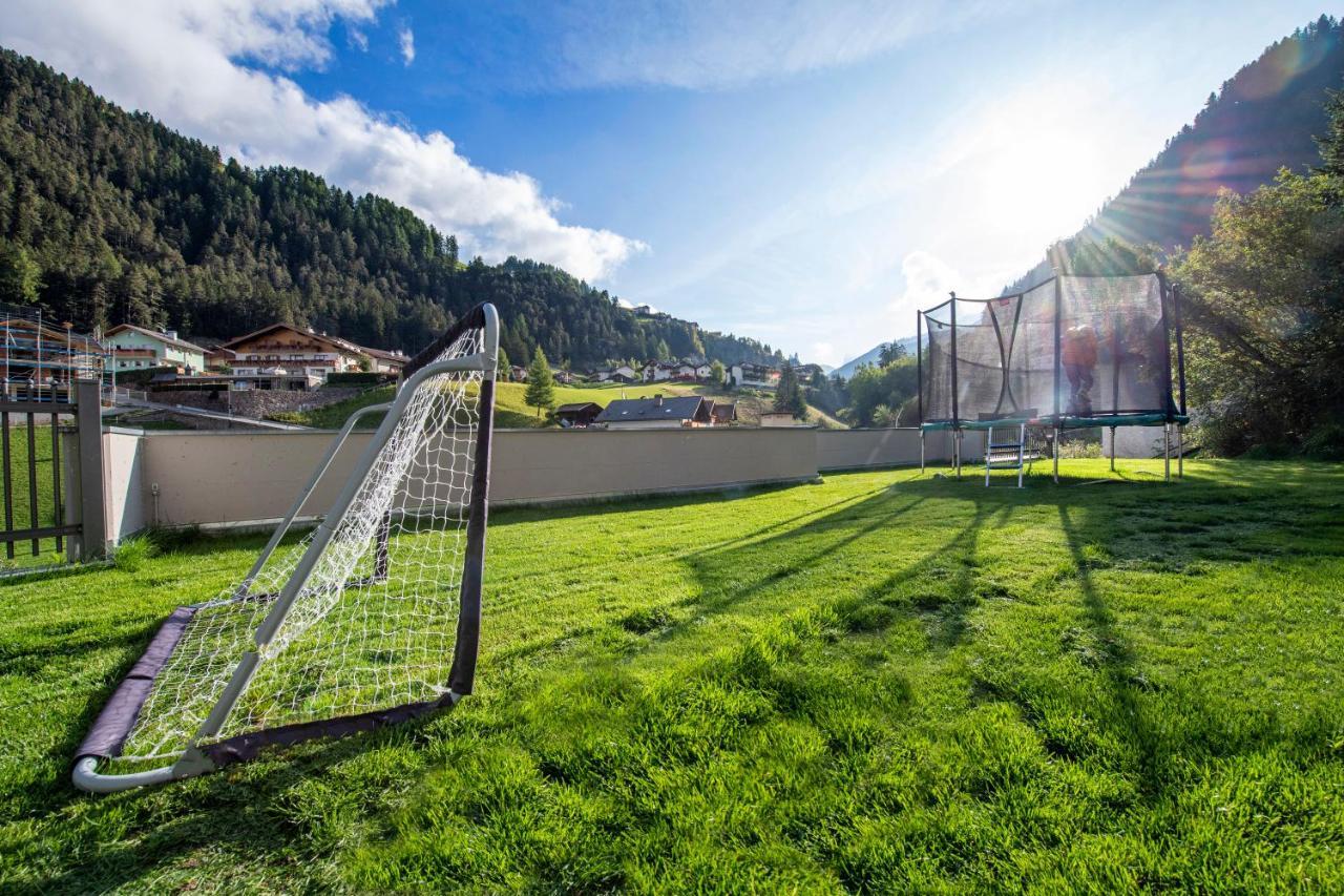 Apartments La Rives Santa Cristina Val Gardena Dış mekan fotoğraf