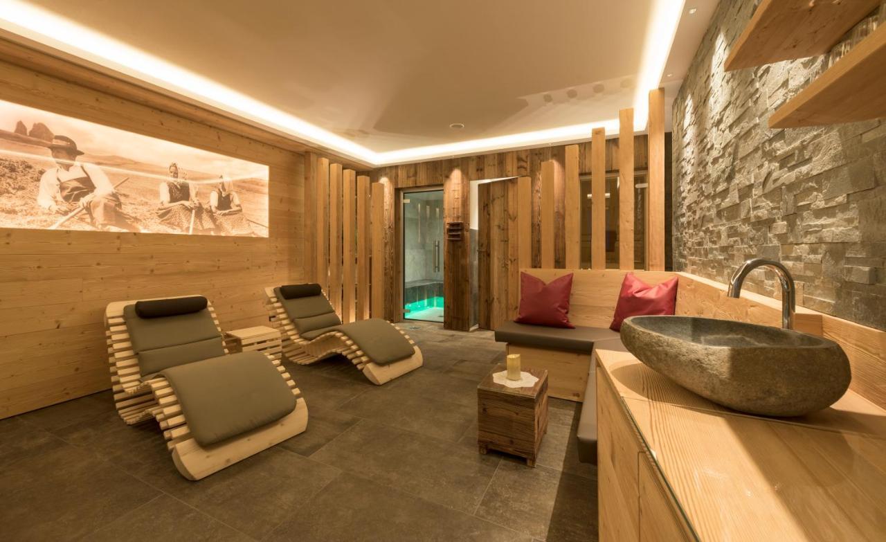 Apartments La Rives Santa Cristina Val Gardena Dış mekan fotoğraf